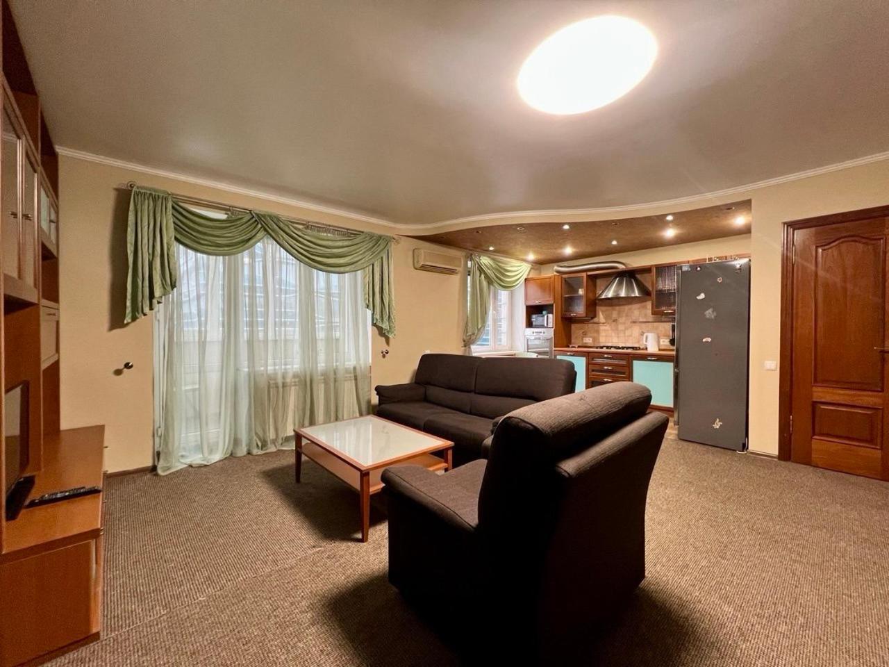 Apartment In The Center Of Київ Екстер'єр фото